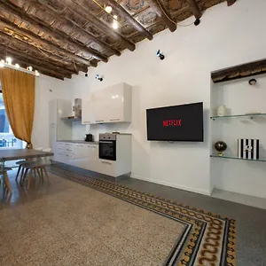 Casta Diva Luxury , Palermo Itália