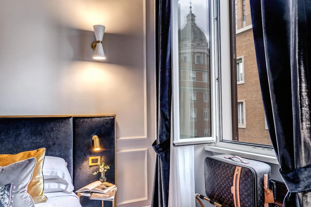 Tree Charme Augusto Luxury Suites Rome