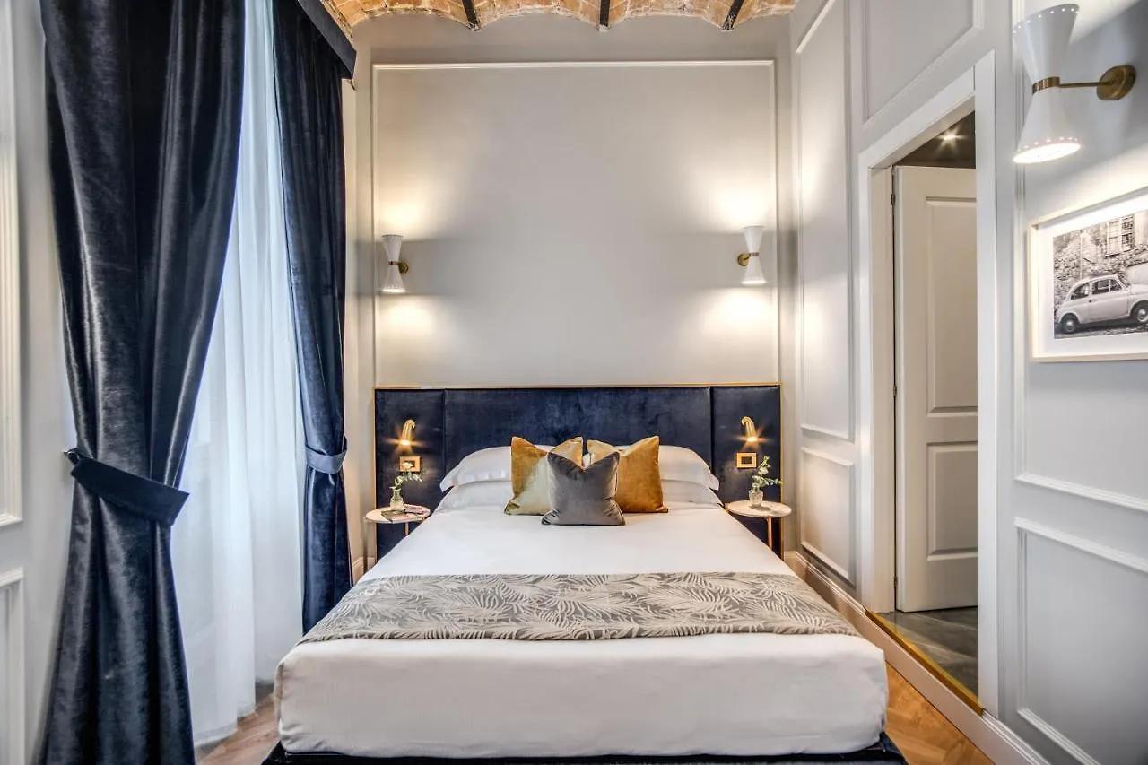 Tree Charme Augusto Luxury Suites Rome Hotel