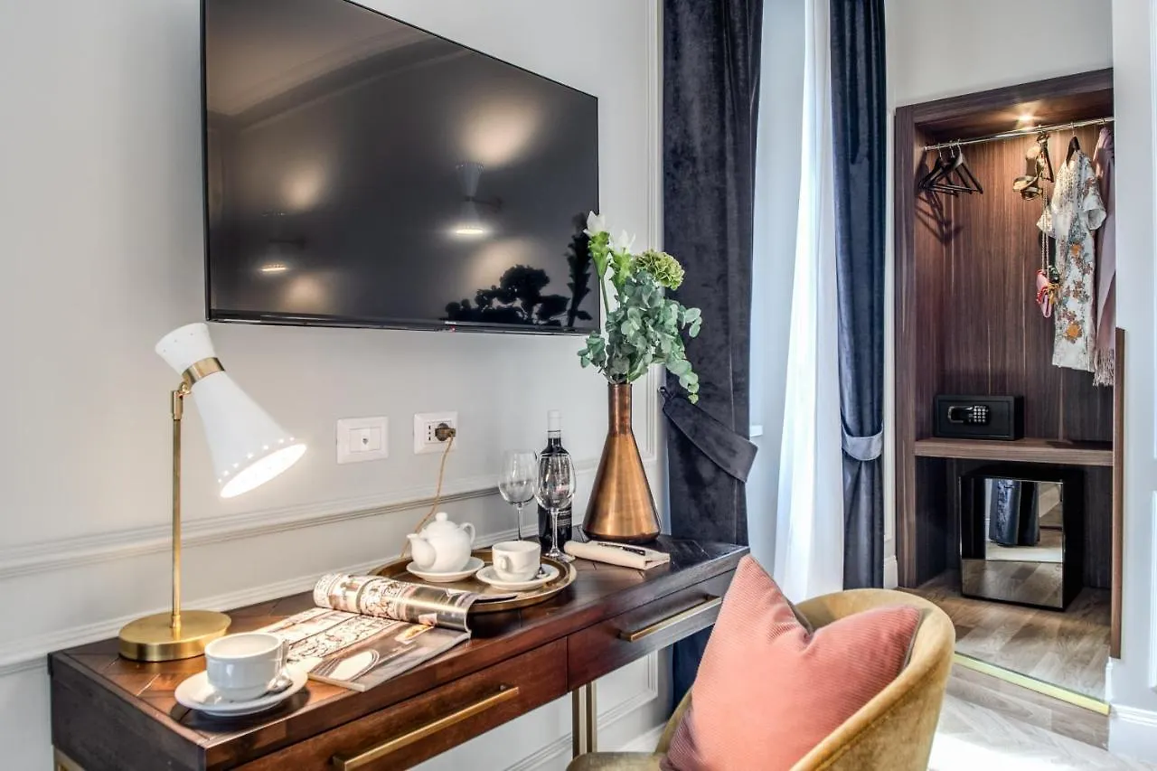 Hotel Tree Charme Augusto Luxury Suites Rome