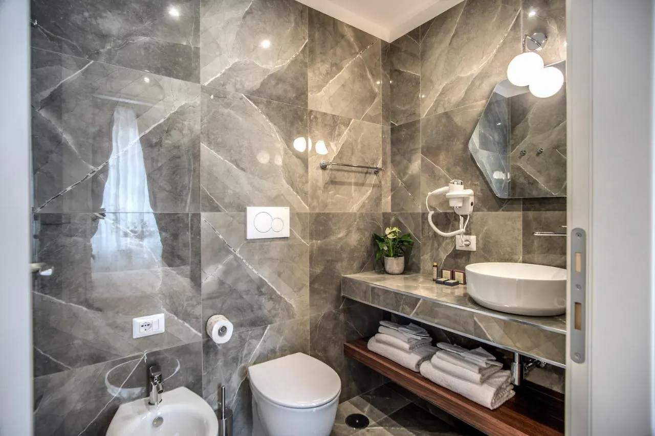 *** Hotel Tree Charme Augusto Luxury Suites Rome Italy