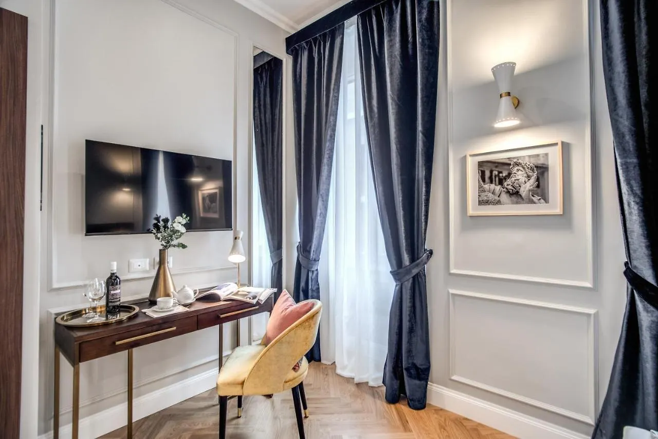 Tree Charme Augusto Luxury Suites Rome Hotel