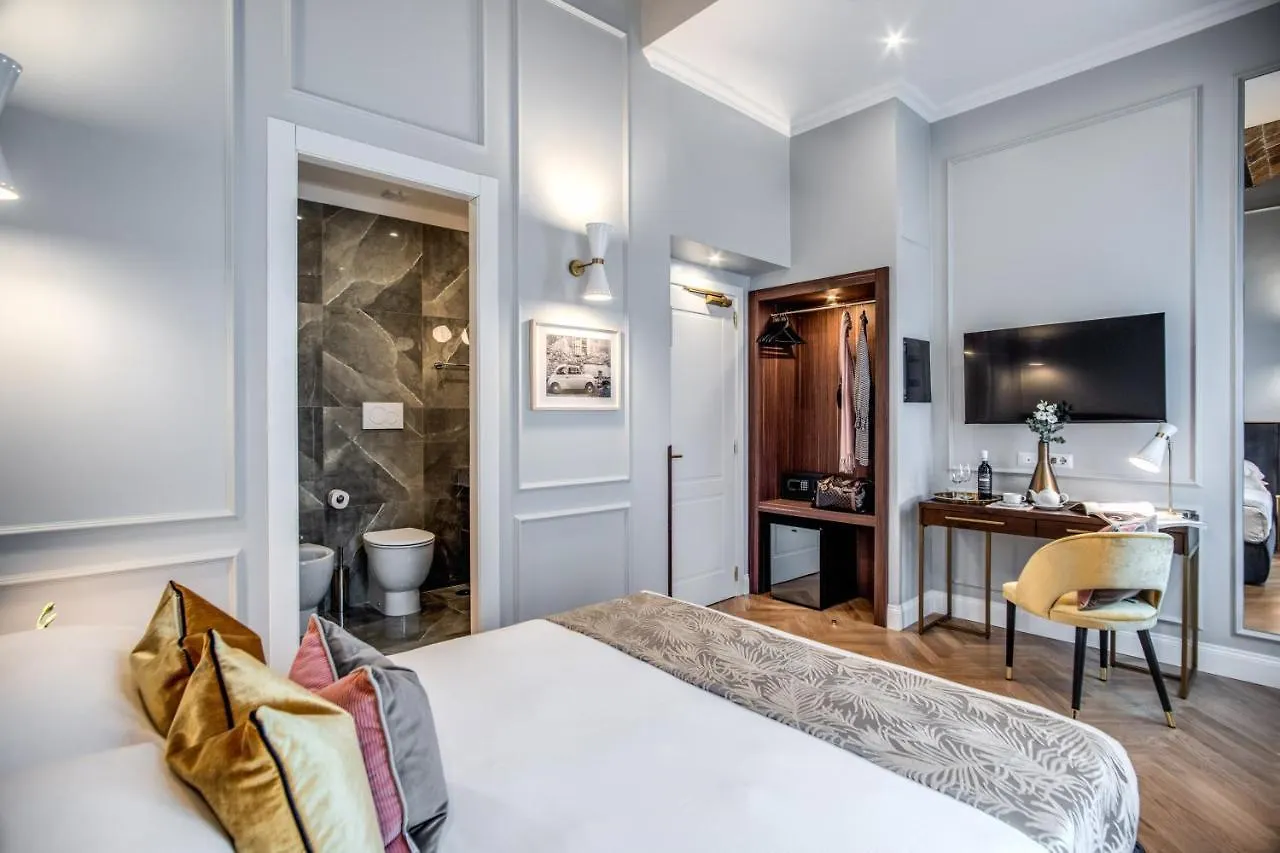 Tree Charme Augusto Luxury Suites Rome Italy