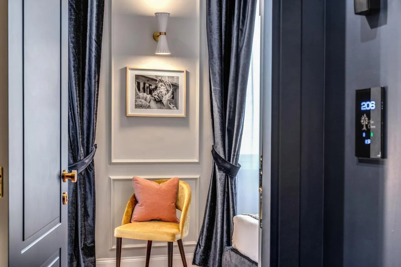Tree Charme Augusto Luxury Suites Rome